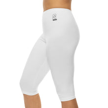 將圖片載入圖庫檢視器 Flexin Farmer Capri Leggings (White)
